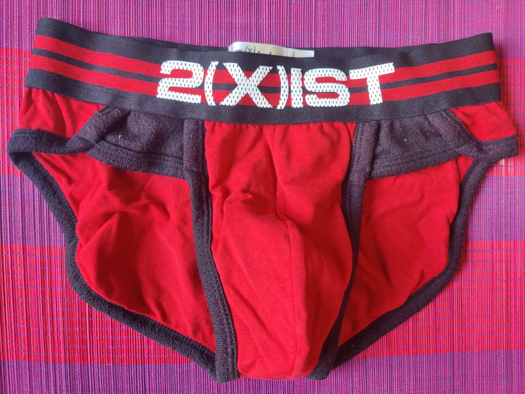 2(x)ist RESORT Contour Pouch Brief Underwear (S size), Men's Fashion,  Bottoms, New Underwear on Carousell