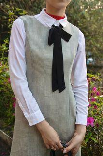 古著選衣—沈穩女伶·灰綠格紋無袖洋裝