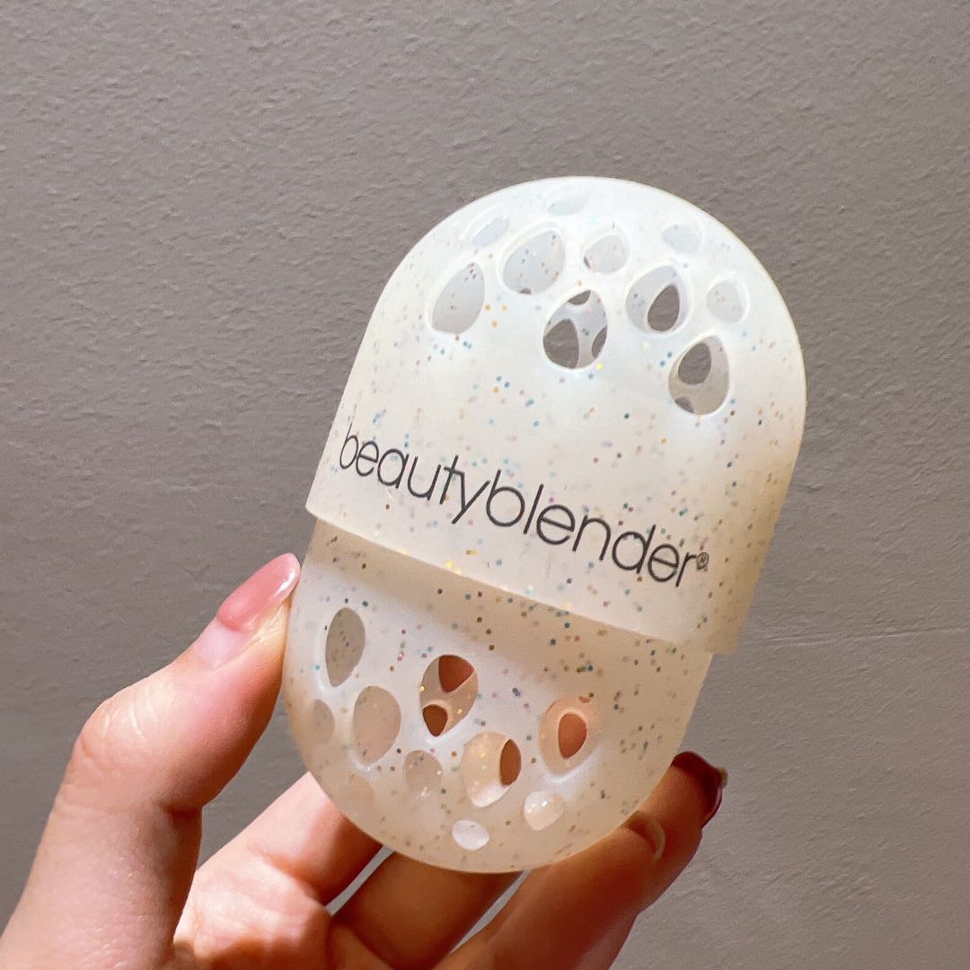 RTP20 Authentic BeautyBlender Blender Defender Silicon Case, Beauty
