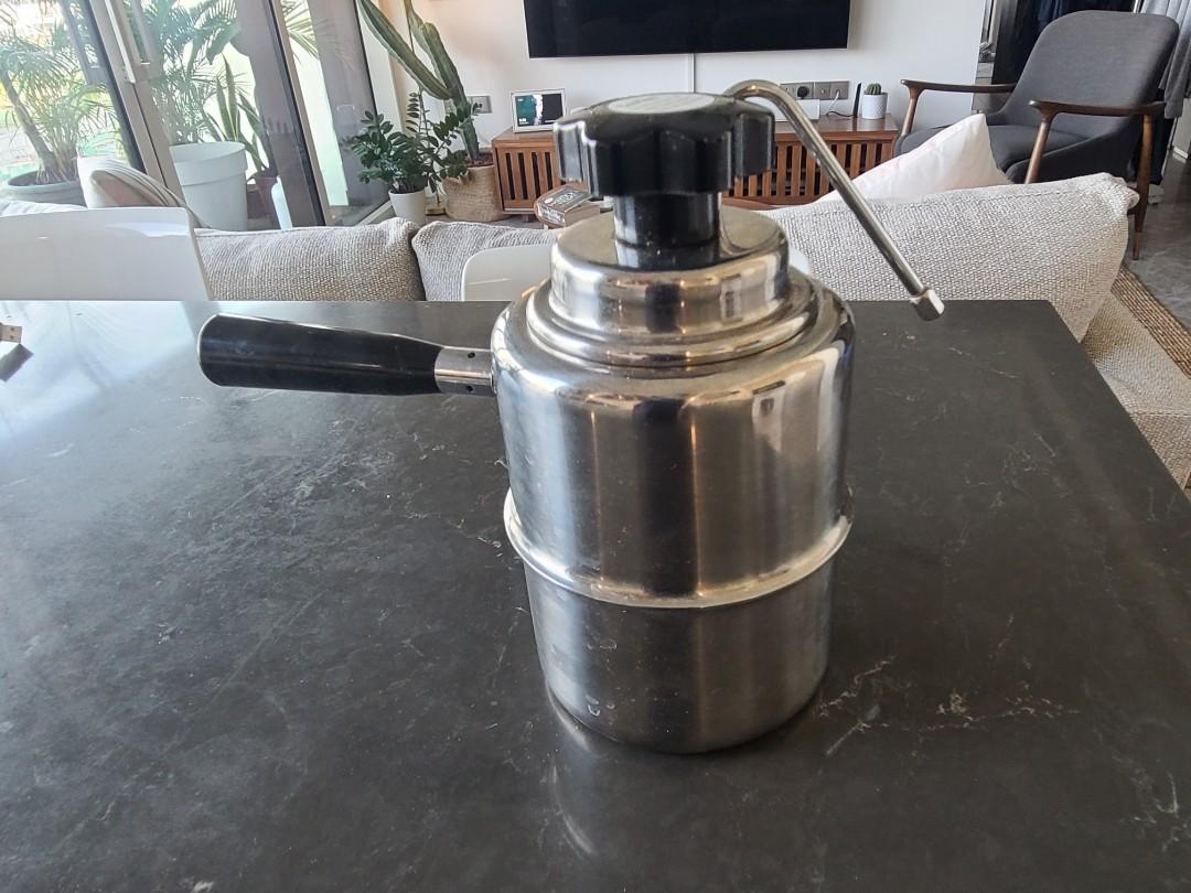 Bellman Stovetop Milk Steamer 50SS, TV & Home Appliances, Kitchen  Appliances, Coffee Machines & Makers on Carousell