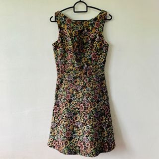 (Category: ) located in . Submitted by mysisterclothes (Listing ID 1163359811, Image 1). Description: .