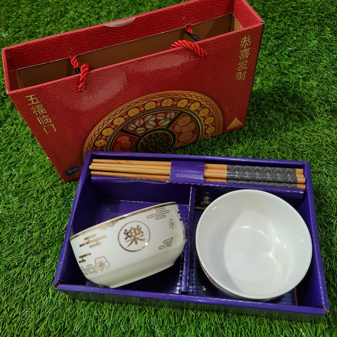 Cadbury bowls set with chopsticks *brand new*, Furniture & Home Living ...
