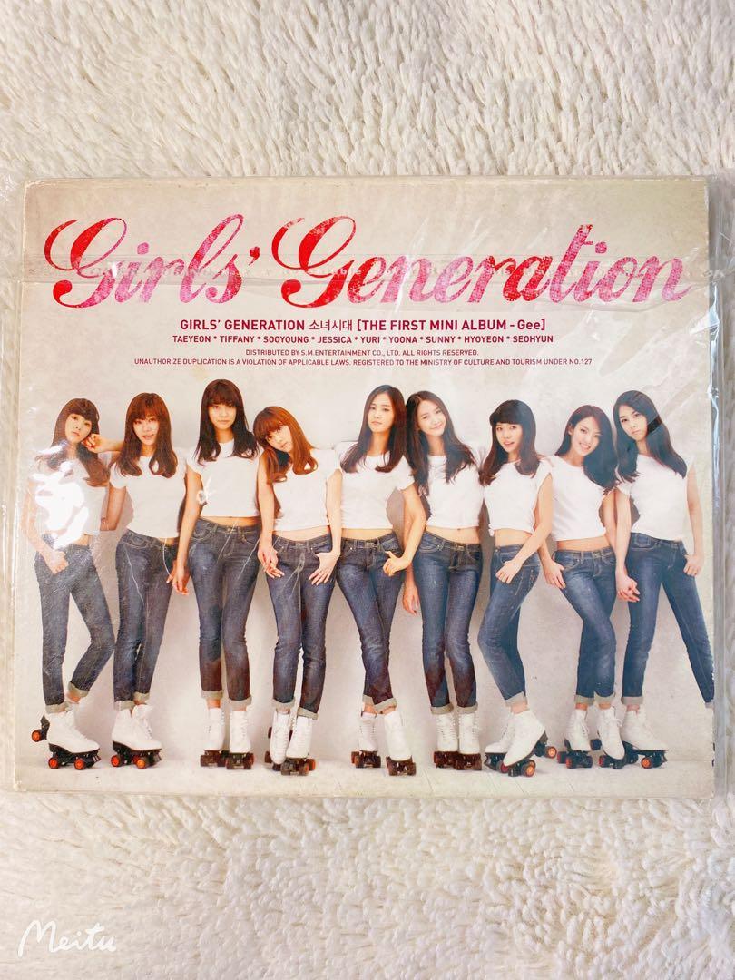 📀💿🇰🇷🈹絕版CD 2009年🇰🇷韓國版SNSD少女時代🌈［THE FIRST MINI