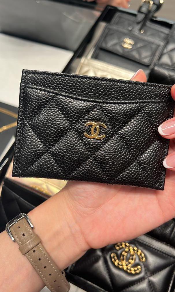 Chanel Classic caviar card holder, Luxury, Bags & Wallets on Carousell