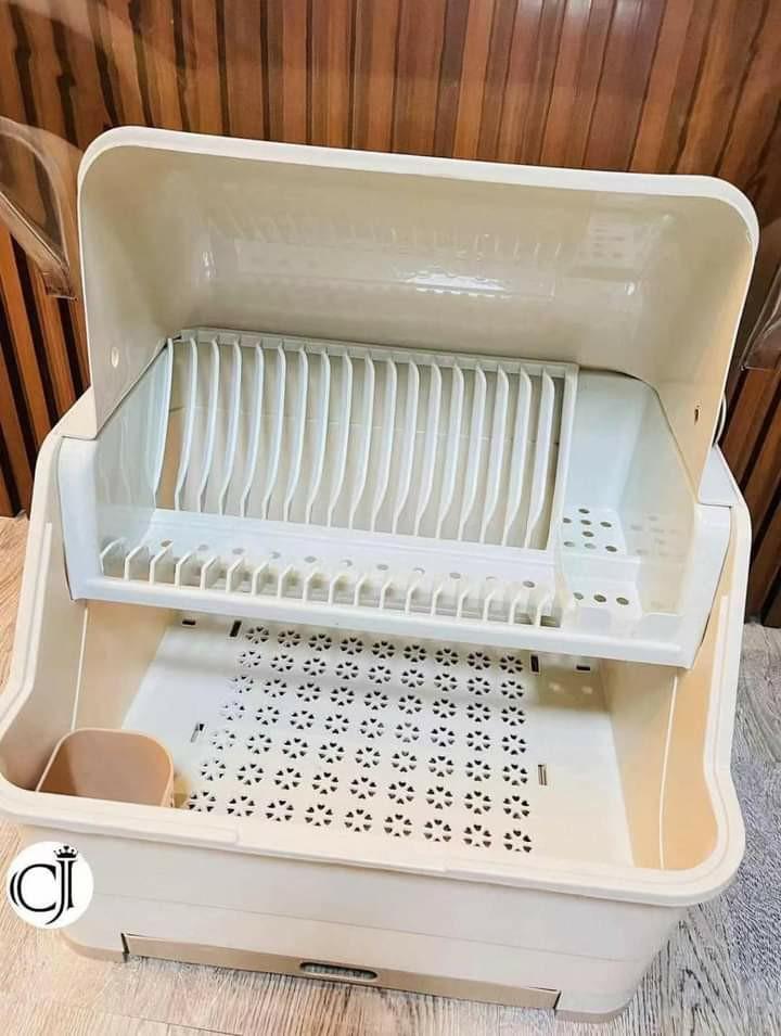 CLEAN CLUB DISH CARRIER / DISH DRAINER (Category: Dishwasher) located in Manila. Submitted by minidivisoria (Listing ID 1163478708, Image 2). Description: 690php :CLEAN CLUB DISH CARRIER / DISH DRAINER 📌Stock No-2205 ✔️Color-beige ✔️Much bigger, More space ✔️Moisture panel to prevent odor ✔️With hygienic drainer tray ✔️Removable dish tray for easy cleaning.