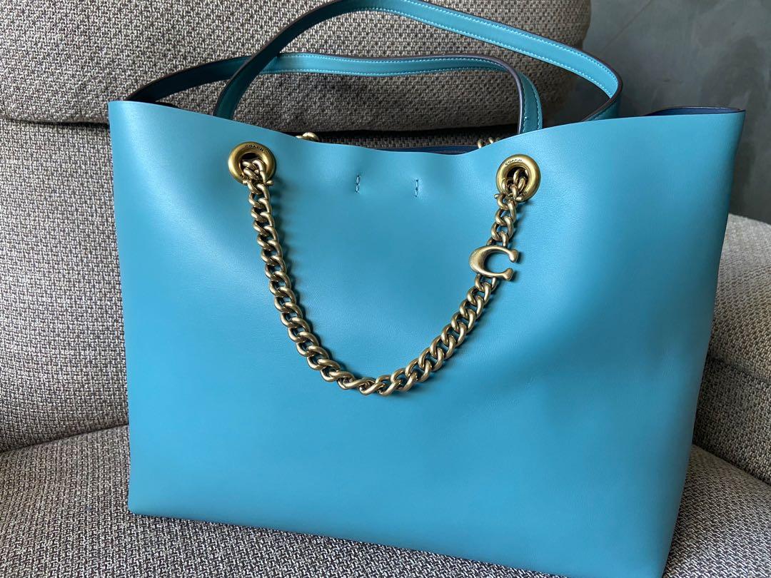 Signature chain store central tote
