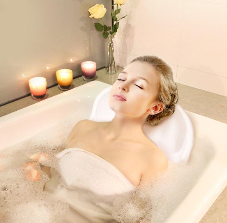 COASTACLOUD Full Body Spa Bath Pillow Mat (Category: Bathtub & Bath Accessories) located in Marikina City. Submitted by skowshop (Listing ID 1163387258, Image 3). Description: Brand Coastacloud Material 3D Mesh Polyester Color White About this item: ENVIRONMENTAL DESIGN - Unique leaf shape give you feeling of back to nature's hug, Superior comfort and relax. FULL BODY BATHTUB MAT & PILLOW - A bath pillow for your entire body, it takes the pressur