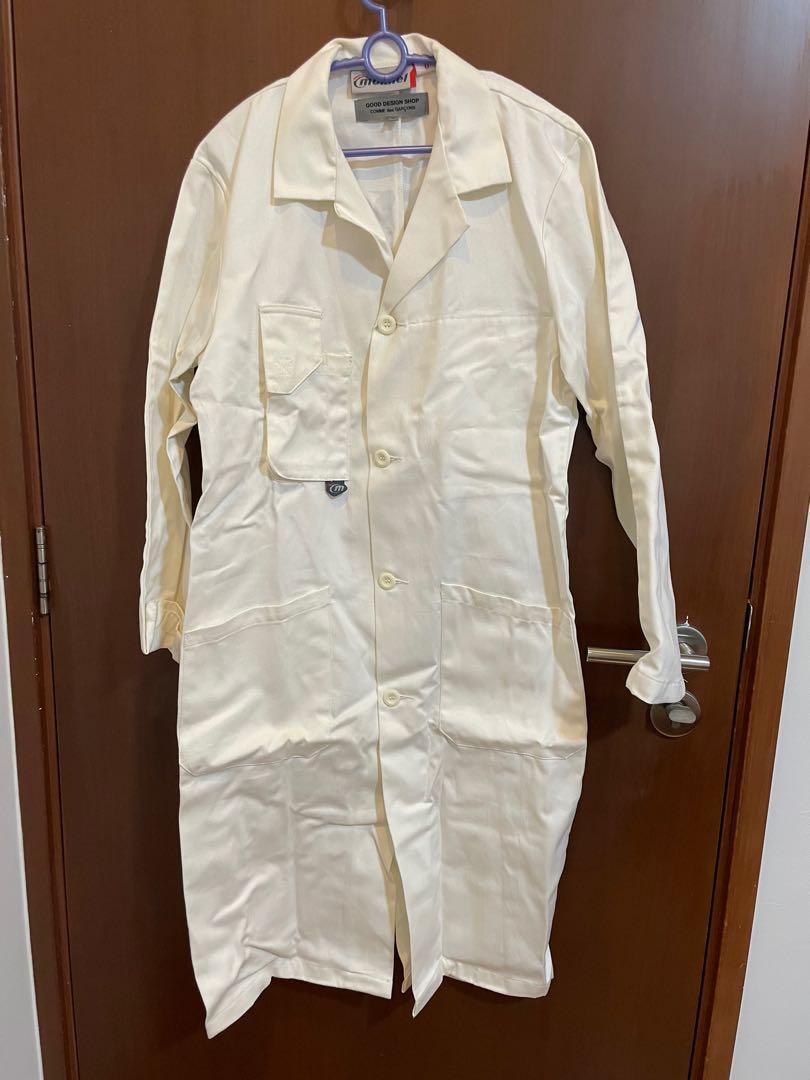 White lab on sale coat in store