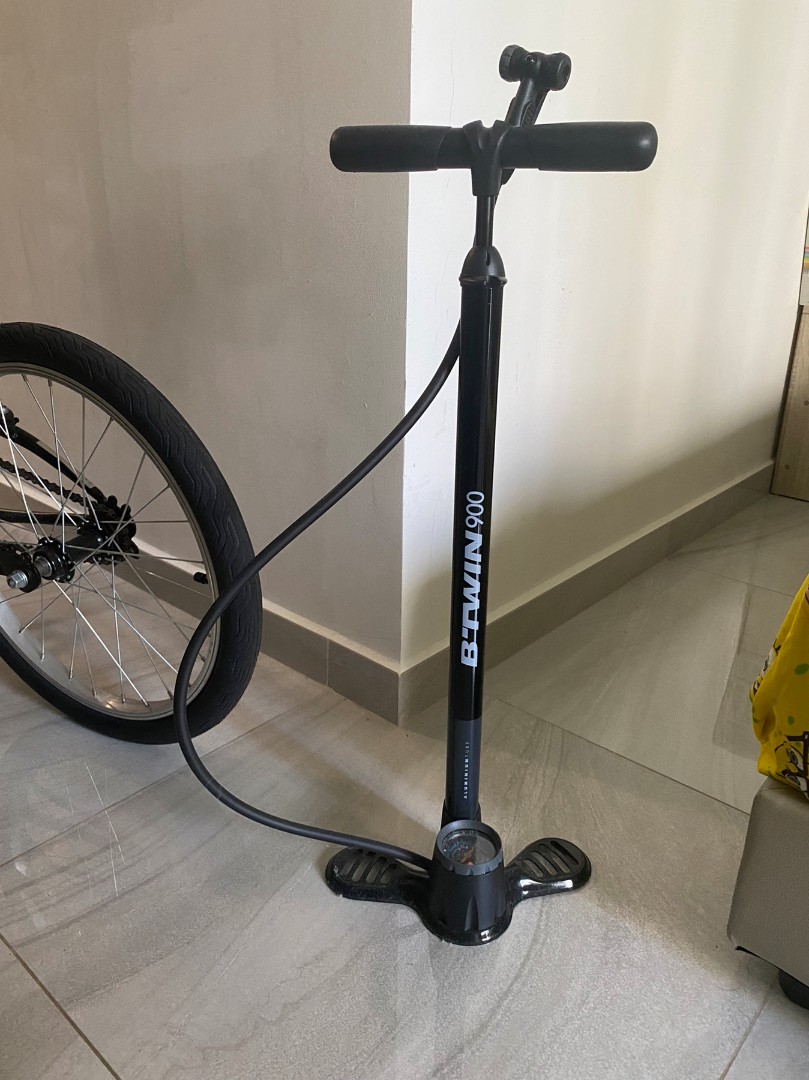Btwin 900 on sale floor pump