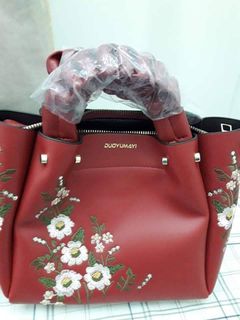 (Category: ) located in . Submitted by langga02 (Listing ID 1163409771, Image 1). Description: .