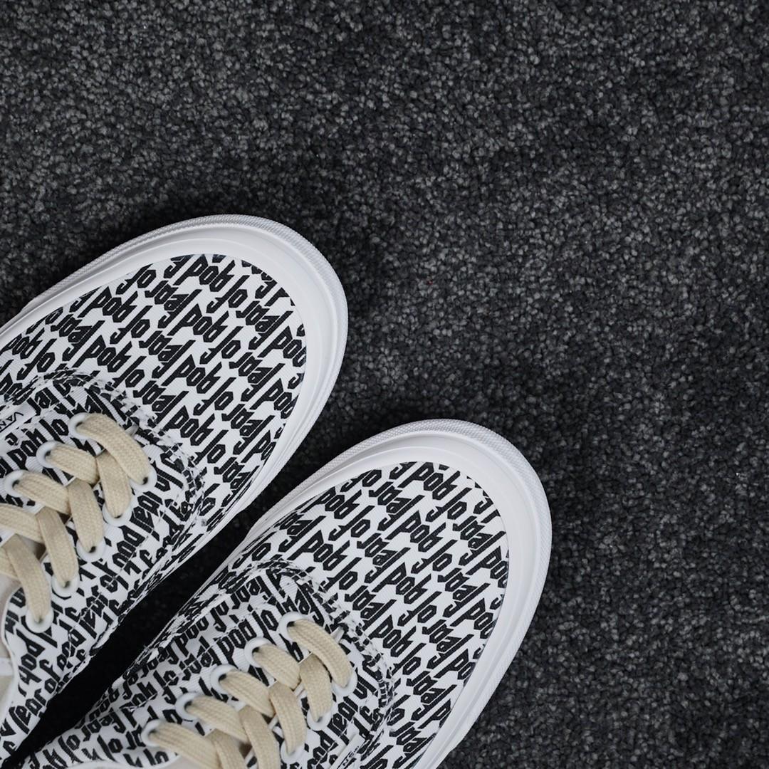 Fog vans shop hot sale