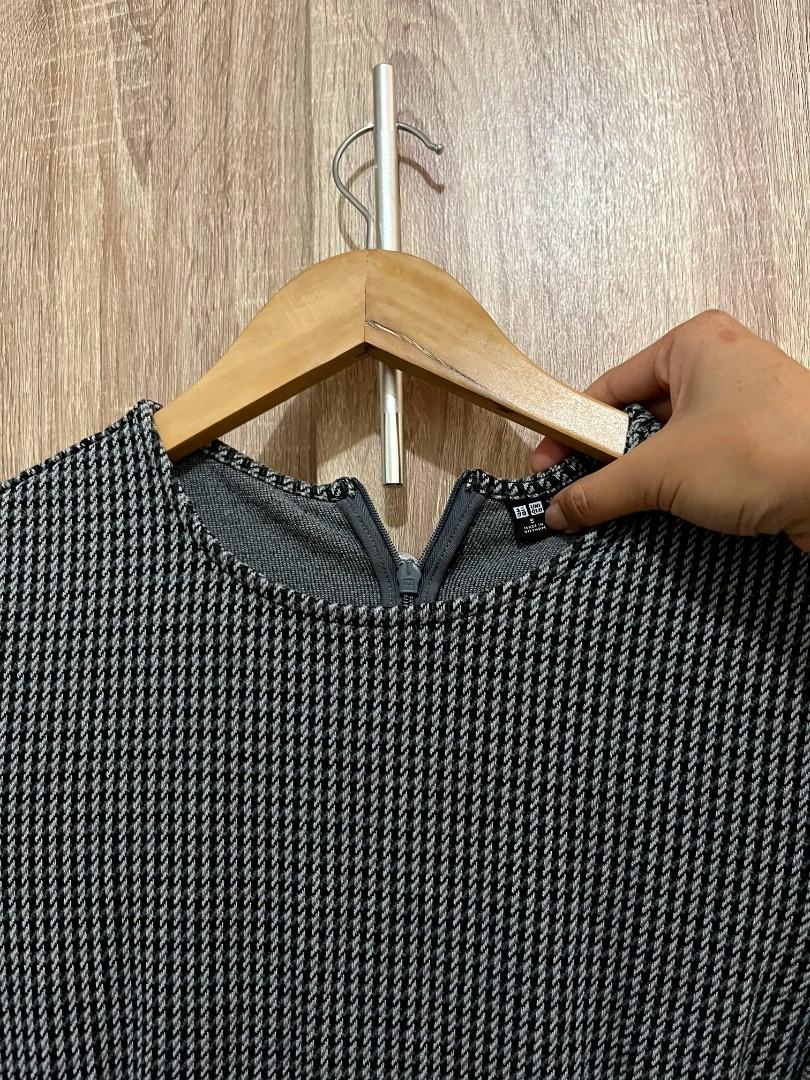 Gray Uniqlo Romper (Category: Rompers) located in Mandaluyong City. Submitted by hellosis (Listing ID 1163370368, Image 2). Description: 🎸 Uniqlo Gray Romper na favorite ko pero oras na para magmature ako ng wardrobe. Haha. 🎸 📍Pwedeng magpalda 📍Lakas makaangat ng social status kasi maganda tela and very Uniqlo 📍I love it. Small pero sakto saken na medium. Malaki talaga sizing sa Uniqlo..