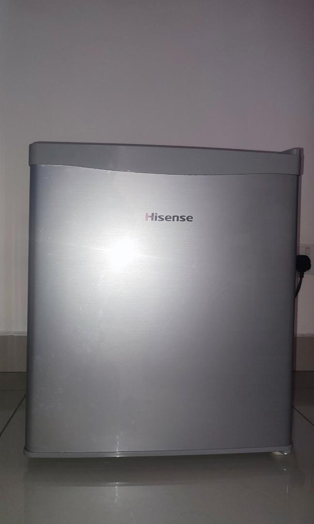 Hisense mini hotsell fridge wattage