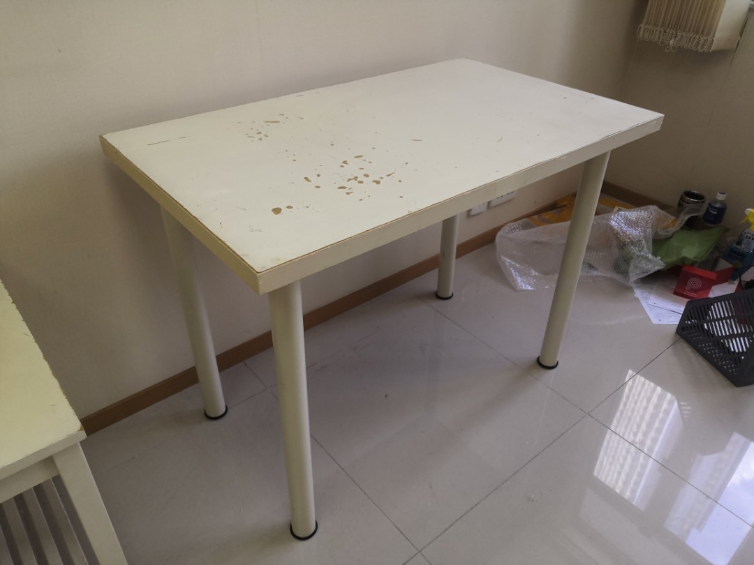 Ikea Table, detachable legs, 傢俬＆家居, 傢俬, 其他家居傢俬 Carousell