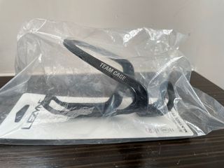 （分類：）位於 。 由 linusvanp 提交（商品編號 1163387056，圖片 1）。簡介： 。