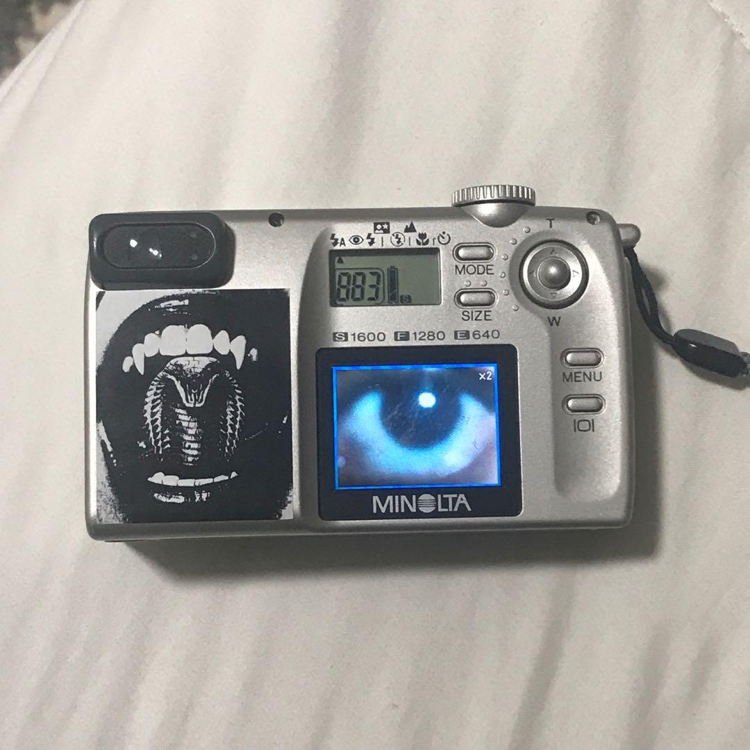 minolta dimage e203