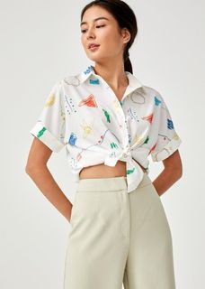 (Category: ) located in . Submitted by prettylilwardrobe (Listing ID 1163472188, Image 1). Description: .
