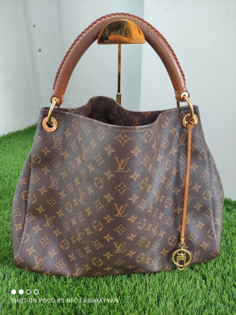 PAYDAY SALES) Louis Vuitton Artsy PM bag, Luxury, Bags & Wallets