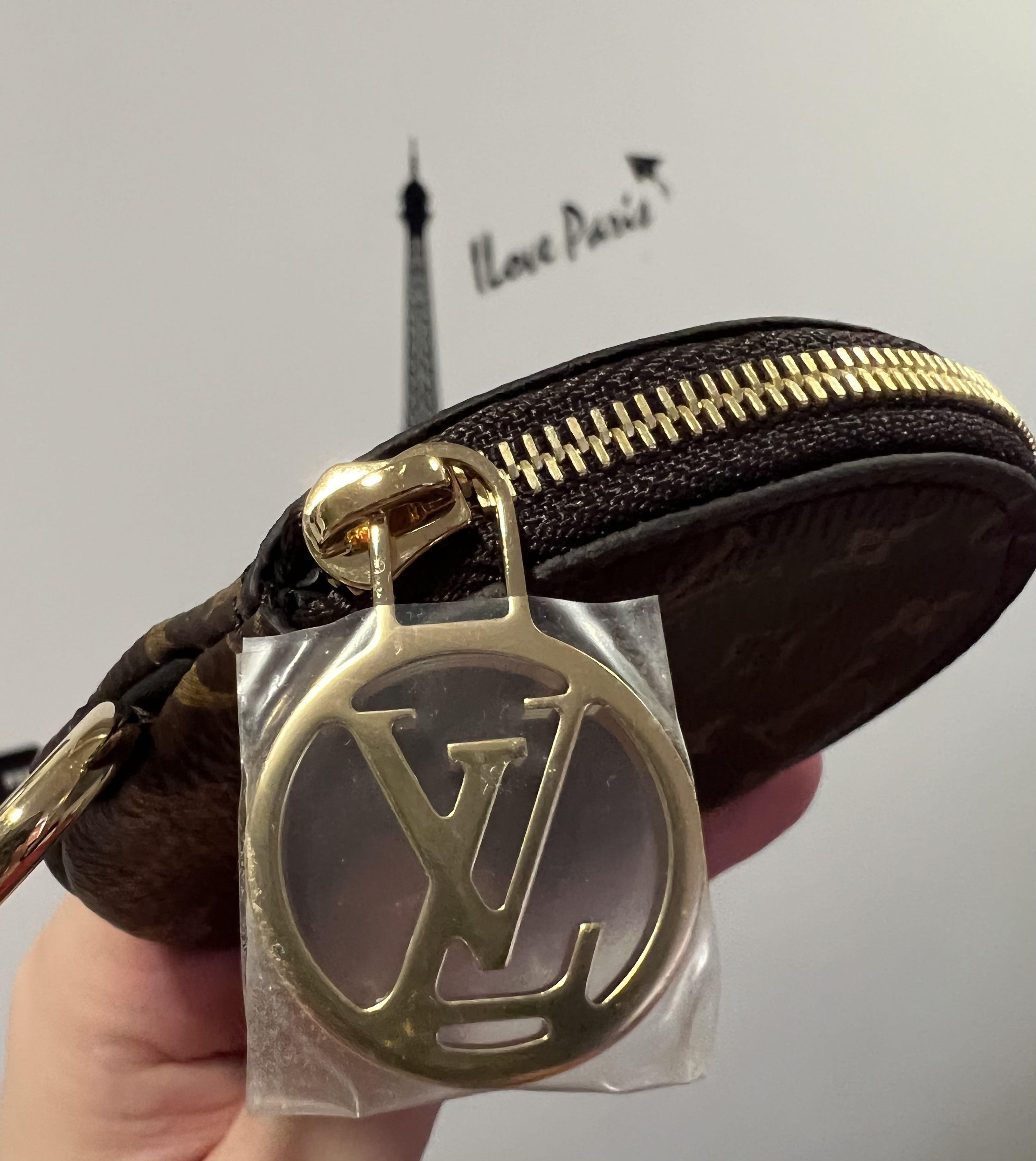 Louis Vuitton Round Coin Purse, Luxury, Bags & Wallets on Carousell