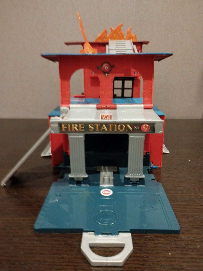 Matchbox Fire Station, Hobbies & Toys, Toys & Games on Carousell