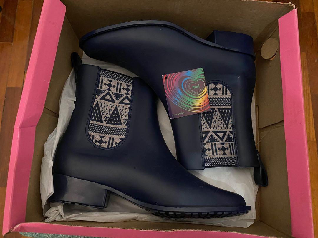 Crocs chelsea rain top boots