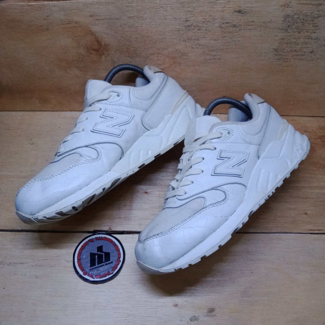 Nb 999 white clearance