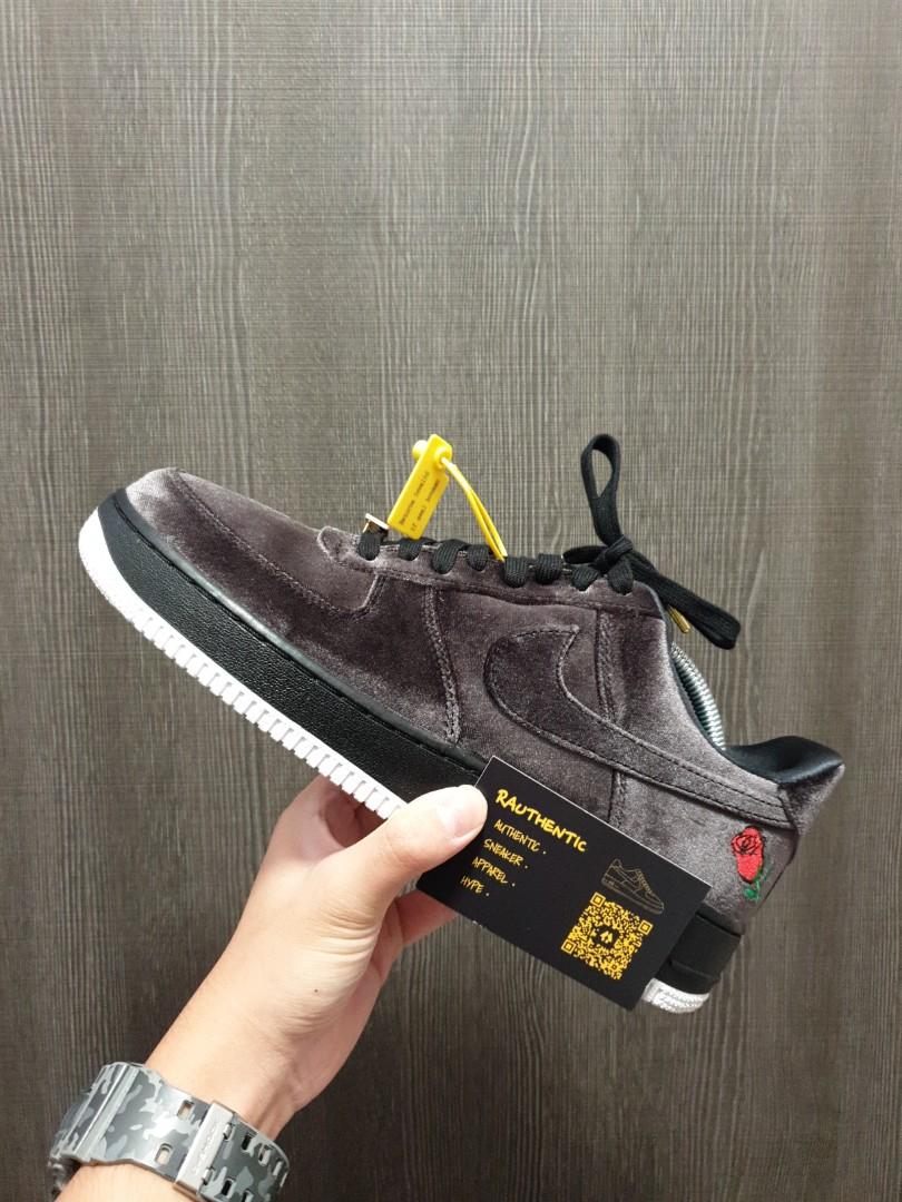Nike Air Force 1 QS rose velvet embroided