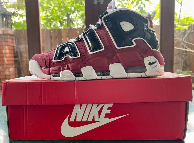 Nike uptempo online chicago for sale