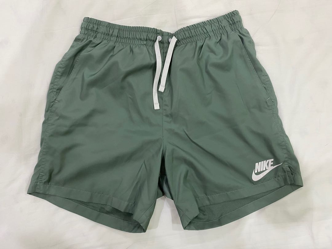 Green nike woven shorts best sale