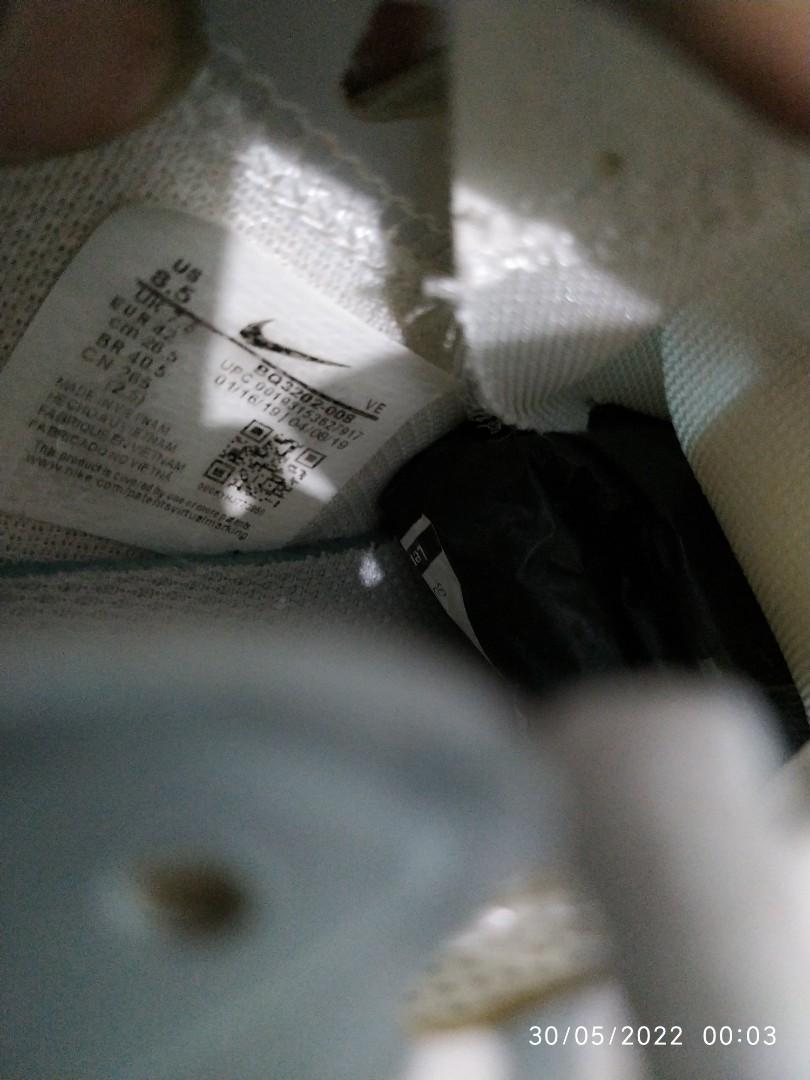 nike zoom gravity off white