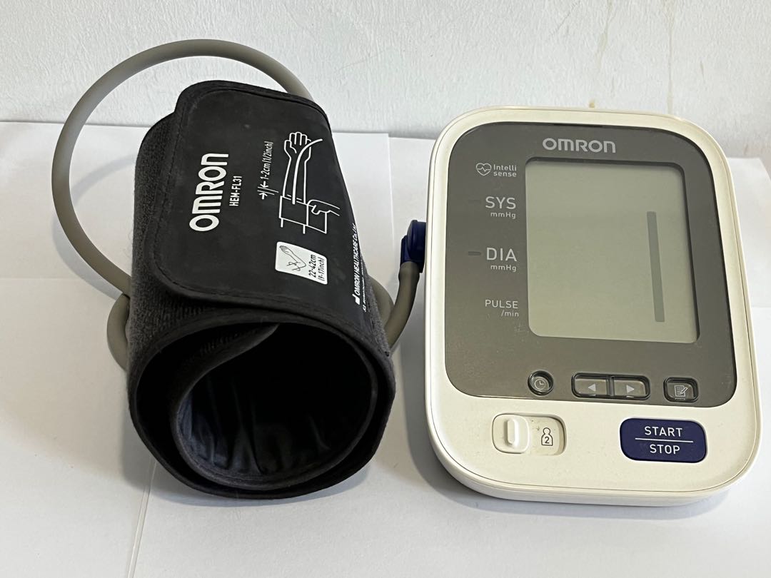 Omron BP760N blood pressure monitor (Large Display), Health & Nutrition