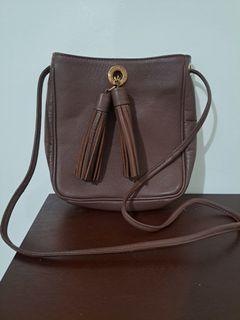 Osprey Georgie Crossbody Bag (Brown)