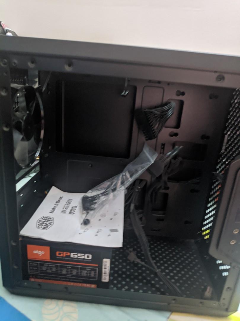 Pc case Cooler Master Q300L and Psu aigo GP650, Computers & Tech, Parts