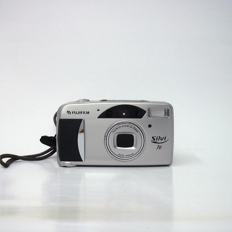 【POINT AND SHOOT】 Fujifilm Silvi 70/35mm Film Camera/Vintage Camera