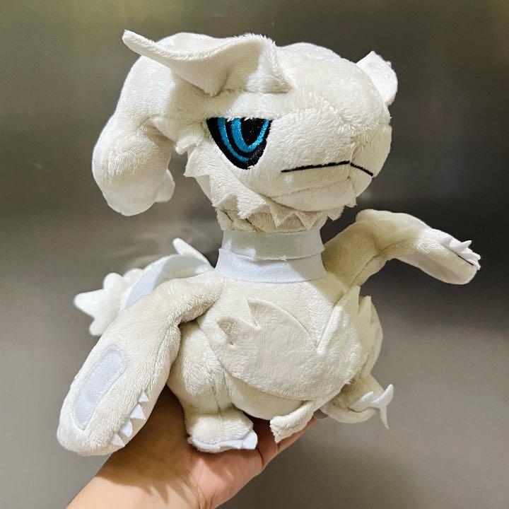 Pokémon Reshiram V, Hobbies & Toys, Toys & Games on Carousell