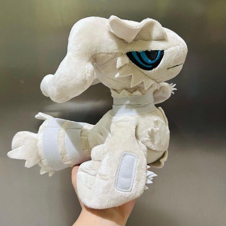 Pokemon Center Reshiram Pokedoll h 8.5 inches l feet to tail 9.5