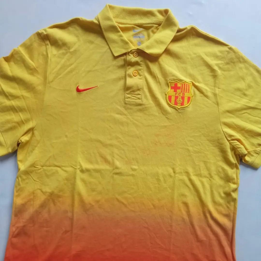Polo shirt Nike FC.barcelona, Fesyen 