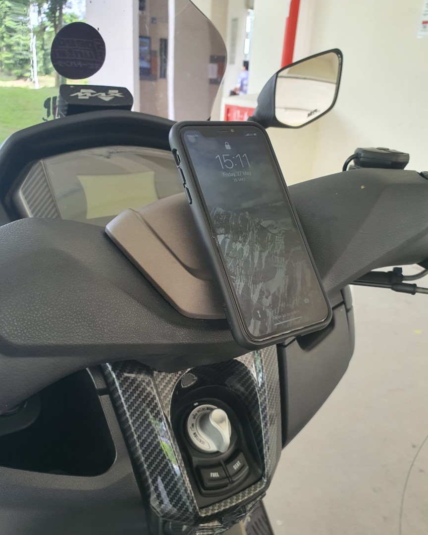 Quadlock - Nmax V2, Motorcycles, Motorcycle Accessories on Carousell