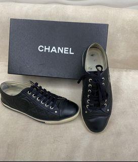 Sale!!! Used Chanel Sneakers size 38 with box