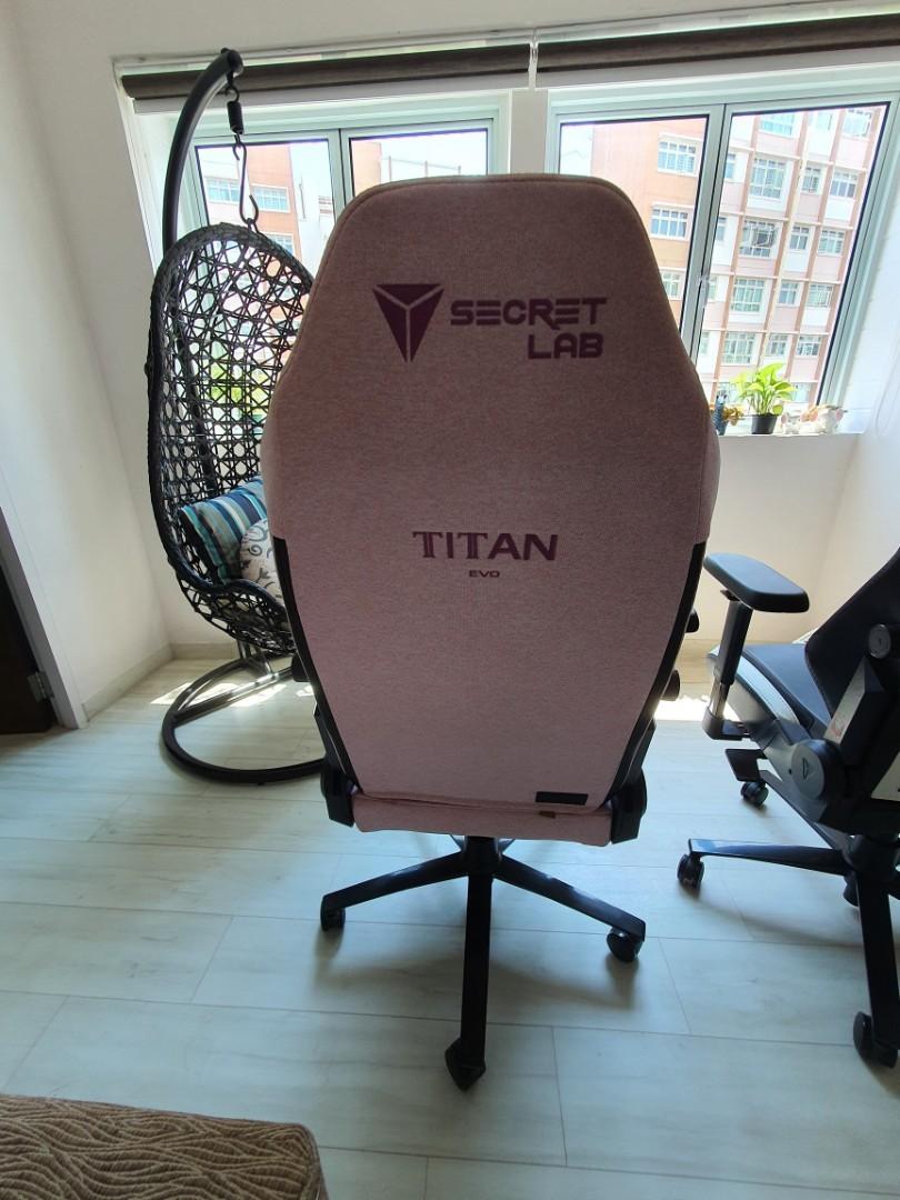 Secret Lab chair, Furniture & Home Living, Furniture, Chairs on Carousell