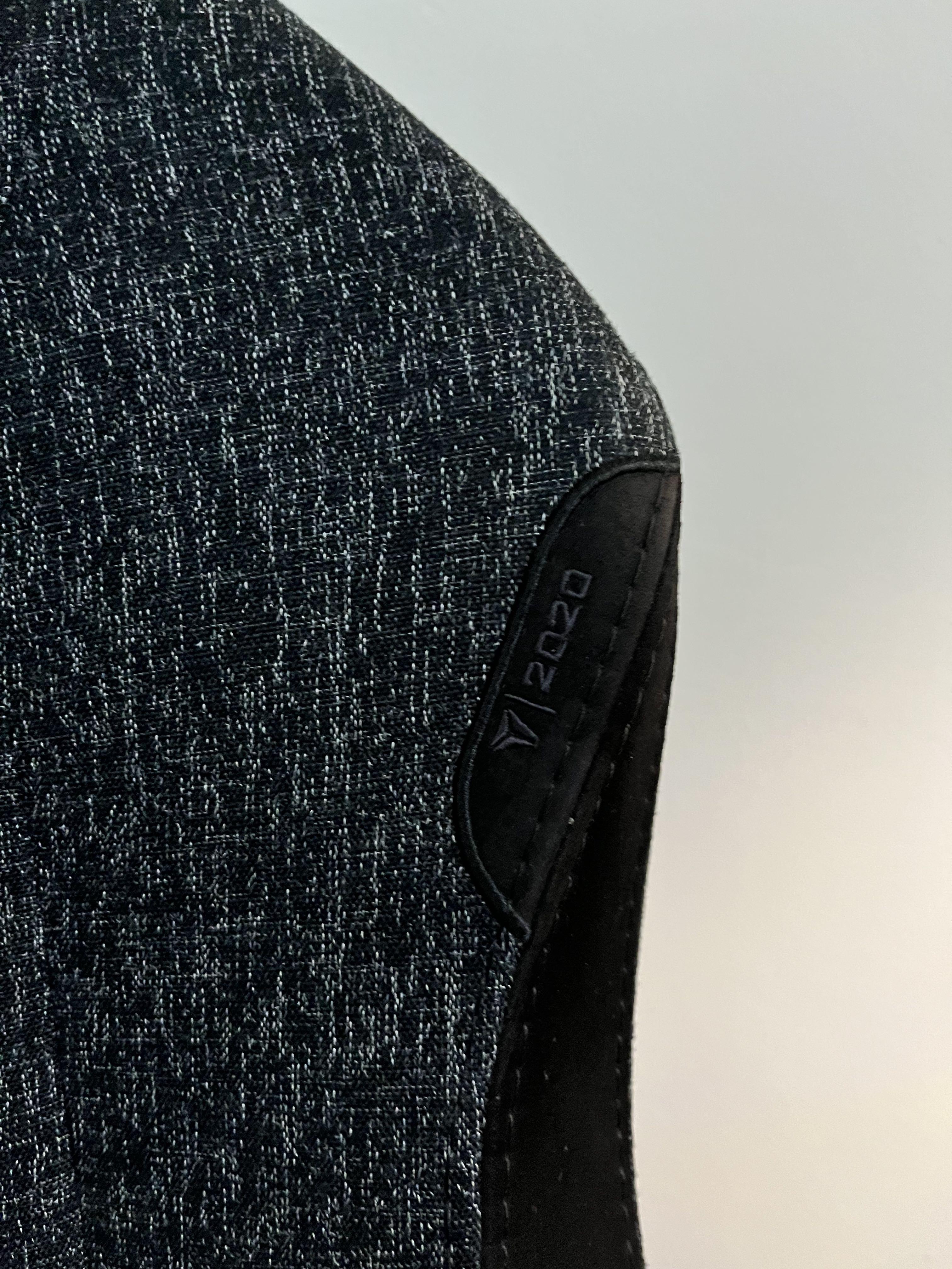 Secretlab Omega 2020 Softweave with free fabric cleaner, Furniture