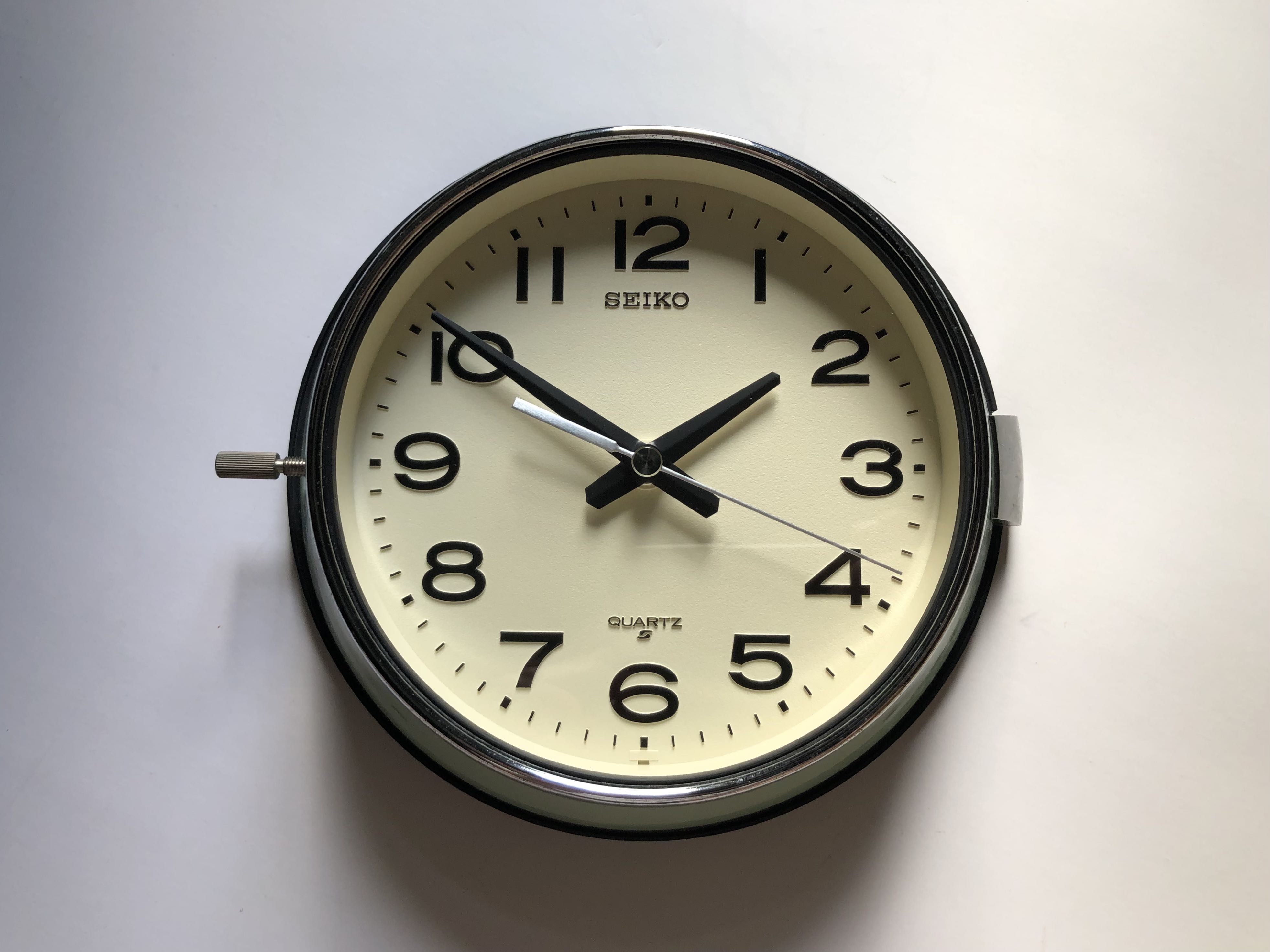 Seiko Quartz Wall Clock .Green Lake .(Quiet Sweep Second hand) working