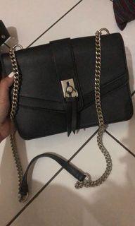 sling bag stradivarius