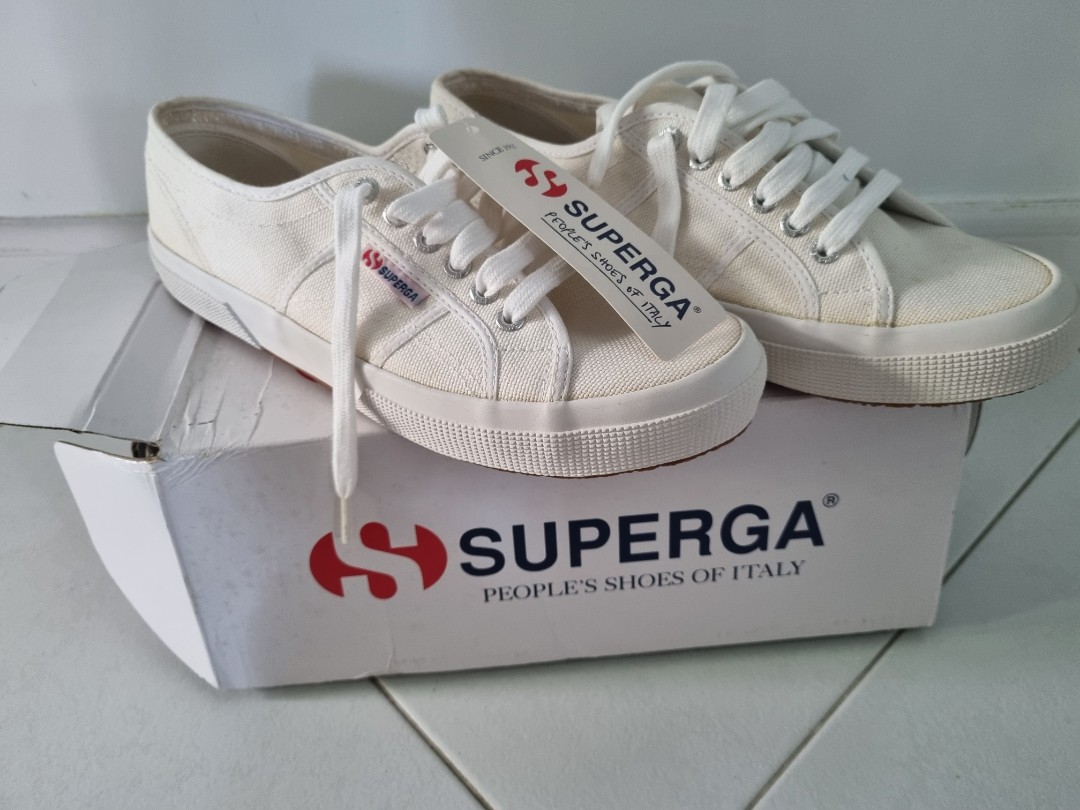 superga takkies price