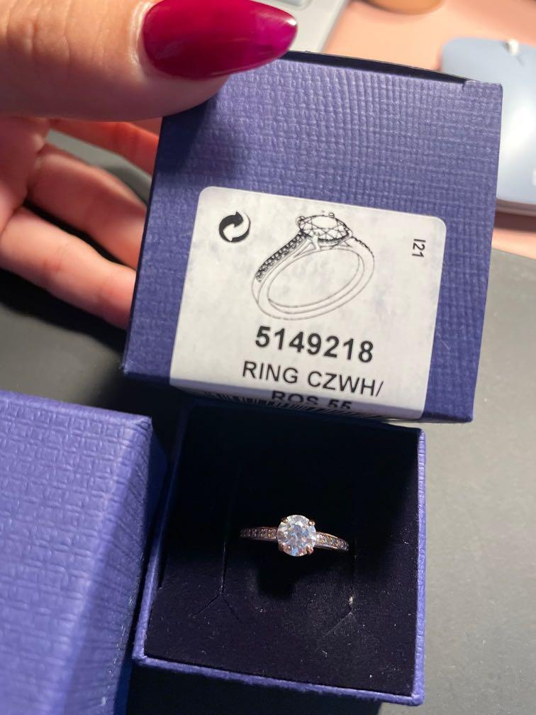 Swarovski attract round new arrivals ring rose gold