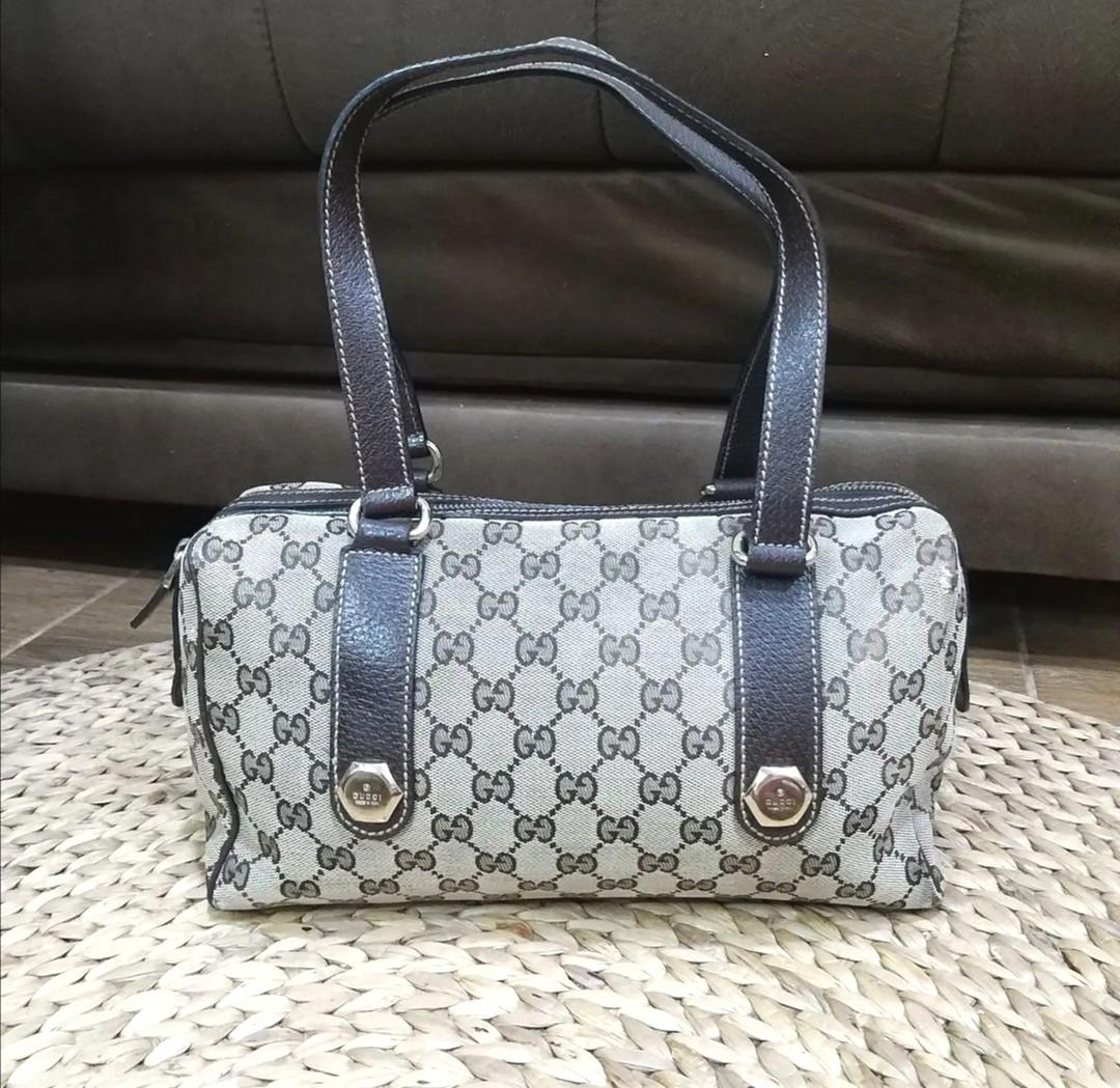 Tas gucci free box, Fesyen Wanita, Tas & Dompet di Carousell