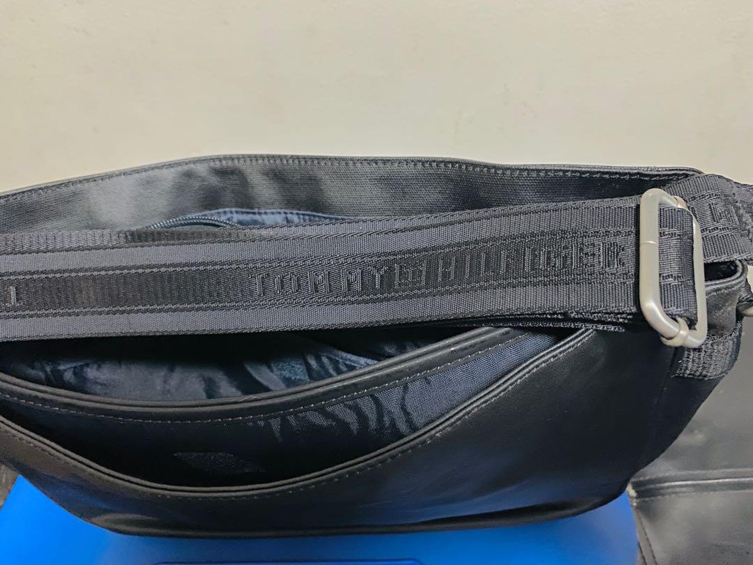Tommy Hilfiger Messenger Bag, Men's Fashion, Bags, Sling Bags on Carousell