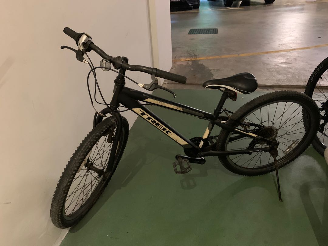 Trek kids bike MT200, Sports Equipment 