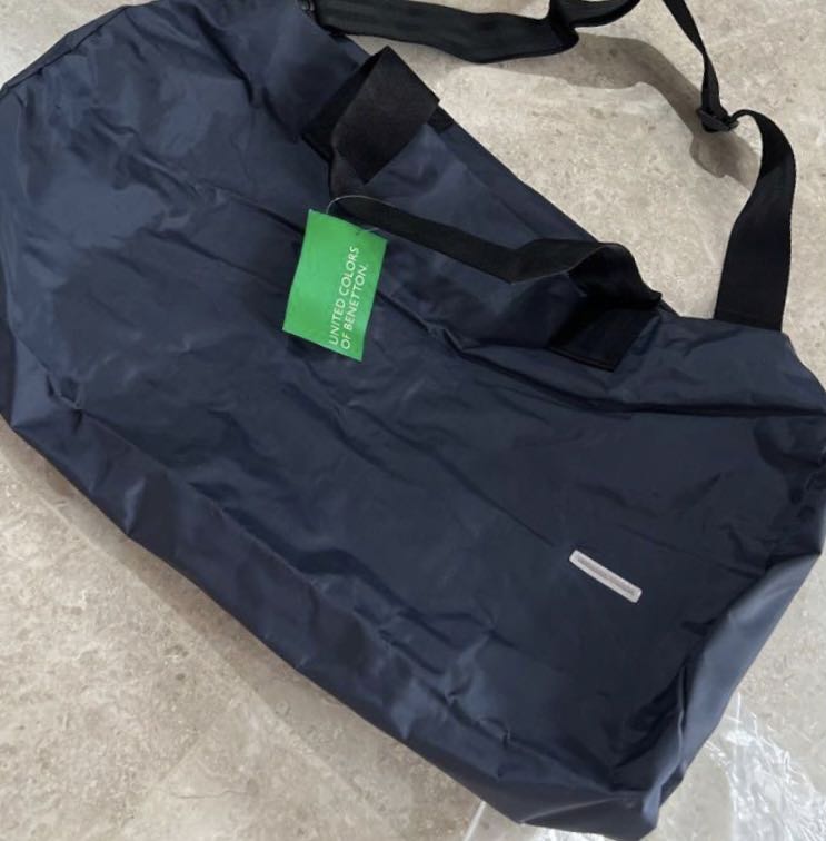 United Colors of Benetton gym bag Men s Fashion Bags Sling Bags