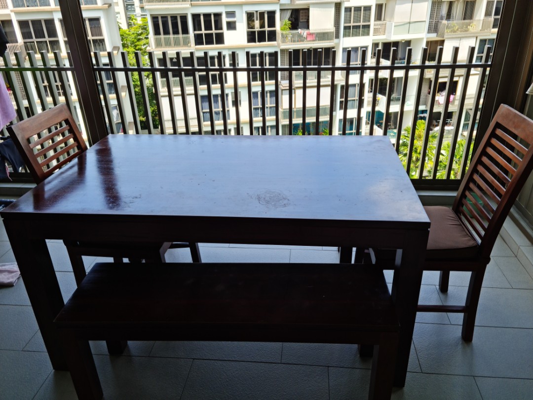 Used dining table shop set 4 seater